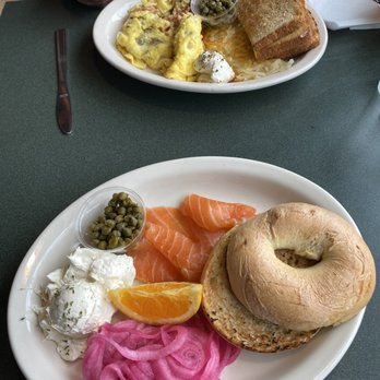 Lowell's Restaurant - American Near Me - Seattle, Washington Lowell's Restaurant - American Near Me - Seattle, Washington