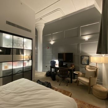 ARRIVE Memphis - Room - Hotels Near Me - Memphis, Tennessee
