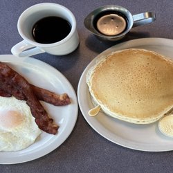 Eppies Restaurant - Pancake Combo