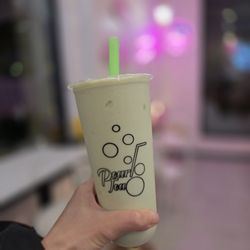 Pearl Tea - Fresh Avocado Smoothie!!!!! Very fresh and yummy