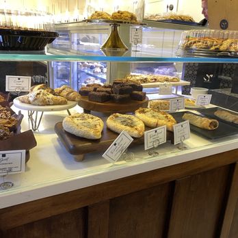 Sweet Reserve - Bread case - Bakeries Near Me - Skokie, Illinois