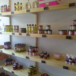 Faith's Naturals Boutique - All natural the way nature intended.