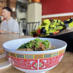 Youpo Noodles HI - Cumin lamb pull noodles