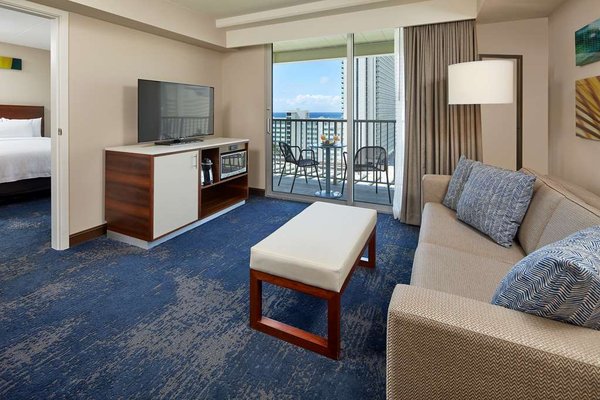 Hilton Garden Inn Waikiki Beach by null