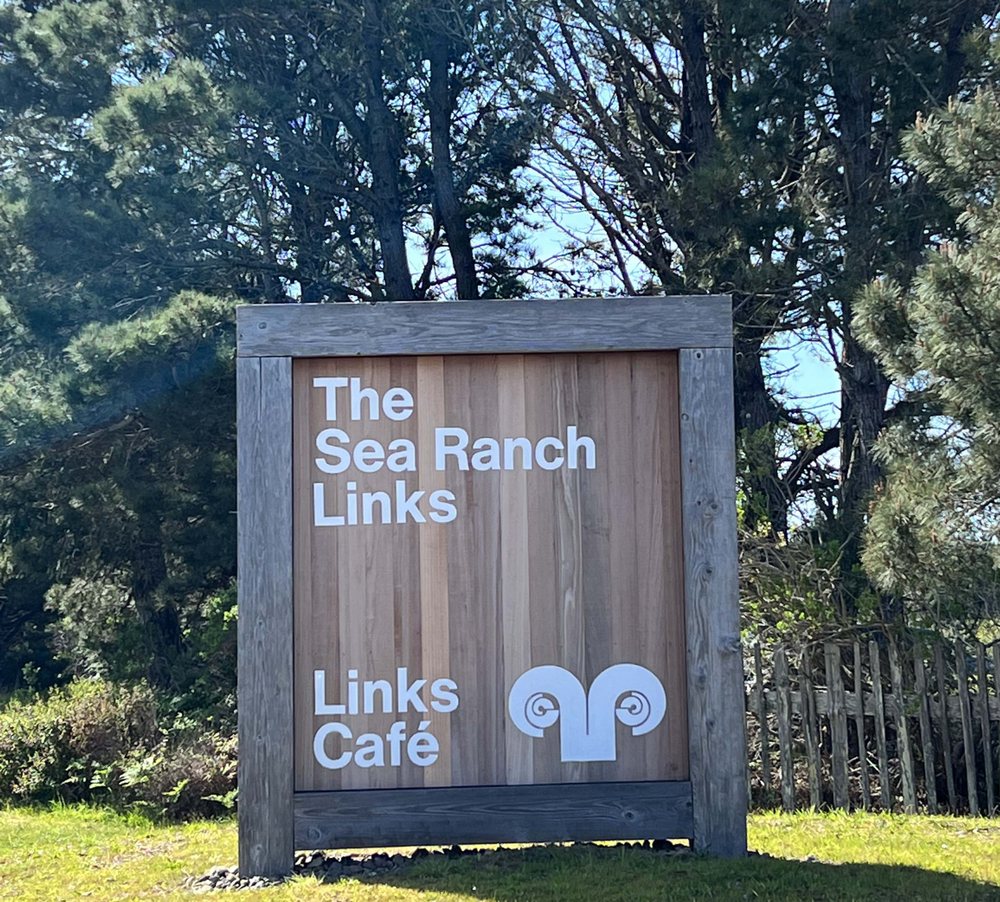 Links Cafe Logo