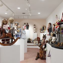 The Toy Shoppe - The Toy Shoppe offers amazing contemporary dolls from around the world in their Richmond gallery.