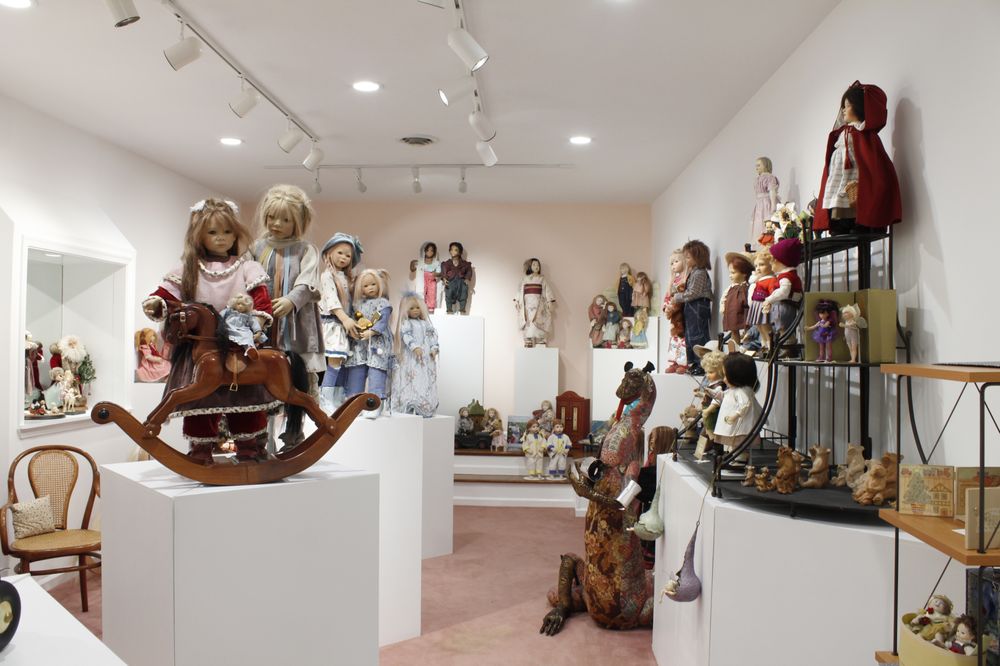 THE TOY SHOPPE Updated October 2024 11632 Busy St, Richmond