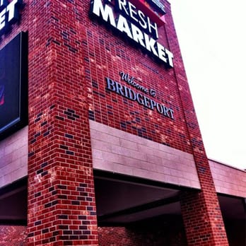 Cermak Fresh Market - a few shots, just days after they opened around may 4, 2011. - Grocery Near Me - Chicago, Illinois