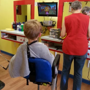 Kids Hair Salon 26 Photos 39 Reviews Kids Hair Salons 292