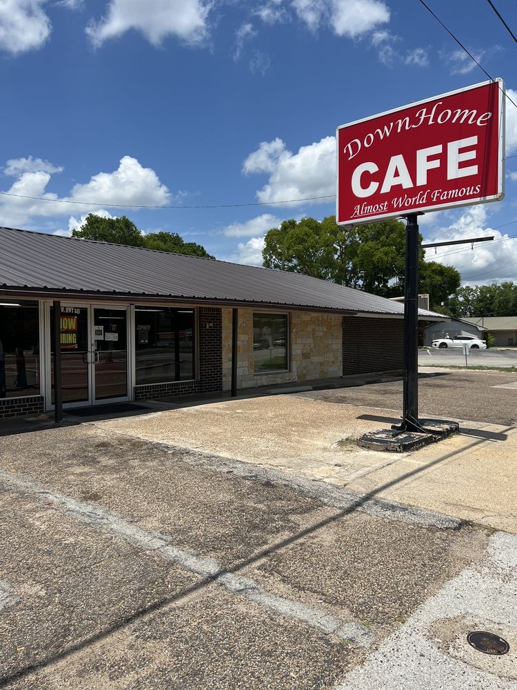 DownHome Cafe Logo
