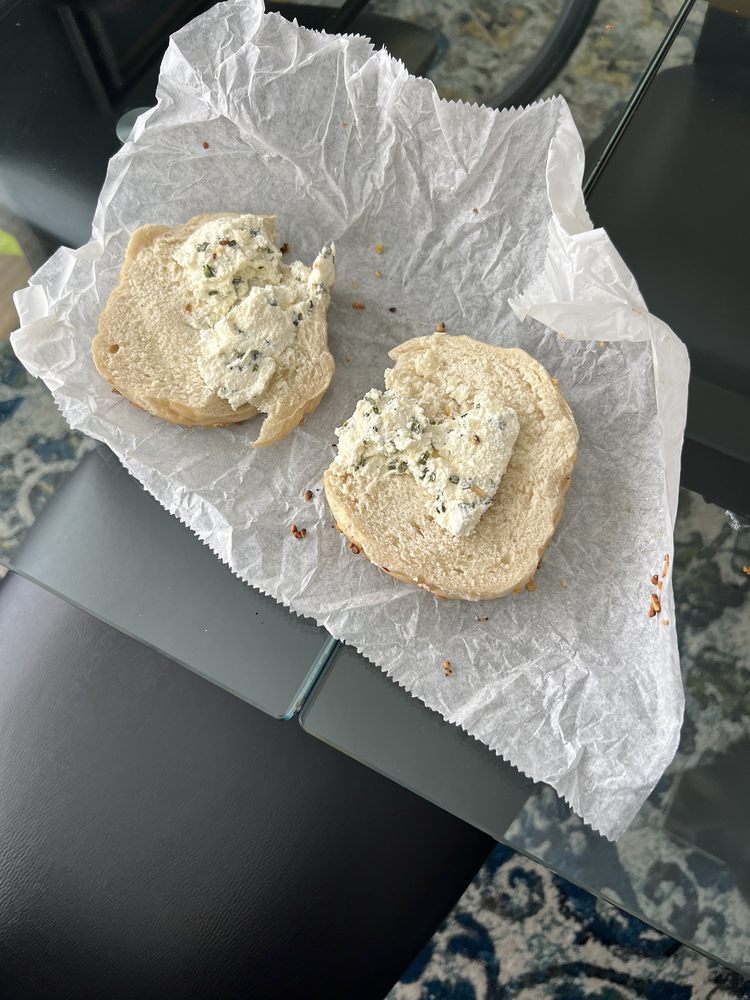 Hot Bagels & More - Margate Logo