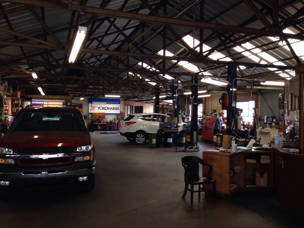 BELMONT MOTOR CLINIC Updated October 2024 1217 Newport Ave, Long