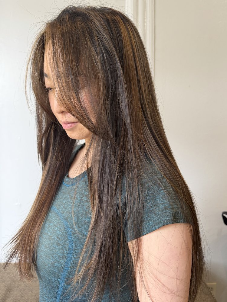 Reform Hair Salon Logo