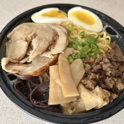 V8 Kitchen - Niku tantan mein