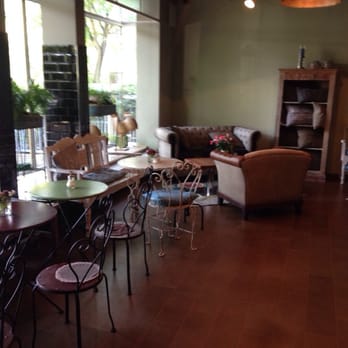 The Tribeca Cafe - Innenraum - Cafes Near Me - Munich, BY