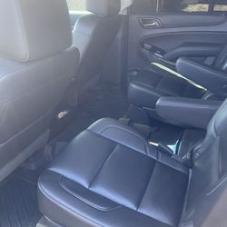 SinCity CarWash - Rear captain chairs/removable floor mats