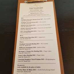 Tasting 20$ for 4 wines.