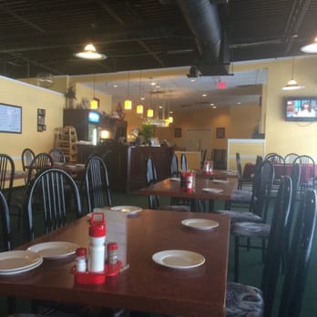 Fan's Restaurant - Lots of room! - Chinese Near Me - Dartmouth, Nova Scotia