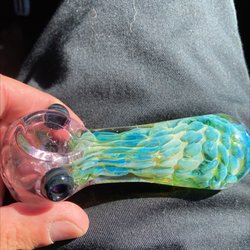 Mr.Smokeshop - Glass pipe $16