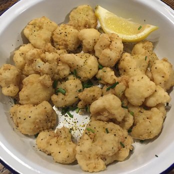 Elgin Park - Lemon pepper cauliflower. Delicious, wish there was some kind of dipping sauce though... - Sports Bars Near Me - Tulsa, Oklahoma