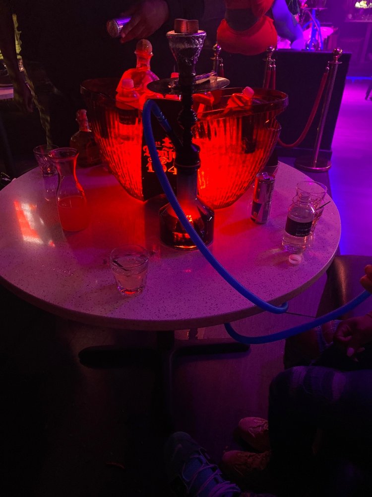 BLUE RESTAURANT Updated September 2024 79 Photos & 77 Reviews 262 Pharr Rd NE, Atlanta