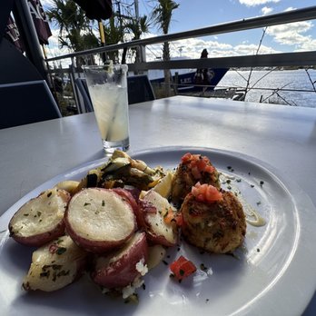 St Augustine Fish Camp - Crab cakes - Seafood Near Me - St Augustine, Florida
