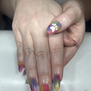 Tulip Nails - Nails by Quy - Nail Salons Near Me - Alameda, California