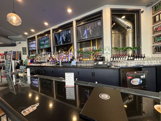 OFF THE RAILS BREWING CO. by null