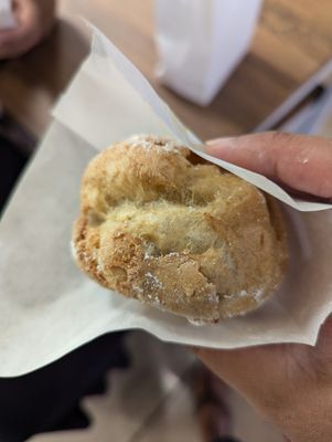 Beard Papa's by null