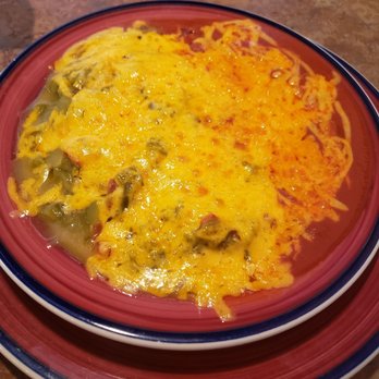 Duran's Station - Bowl of chile (christmas) with beef, beans, and steamed potatoes. - New Mexican Cuisine Near Me - Albuquerque, New Mexico