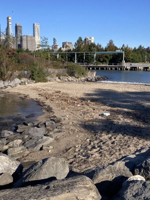 Brooklyn Bridge Park Pier 5 by null