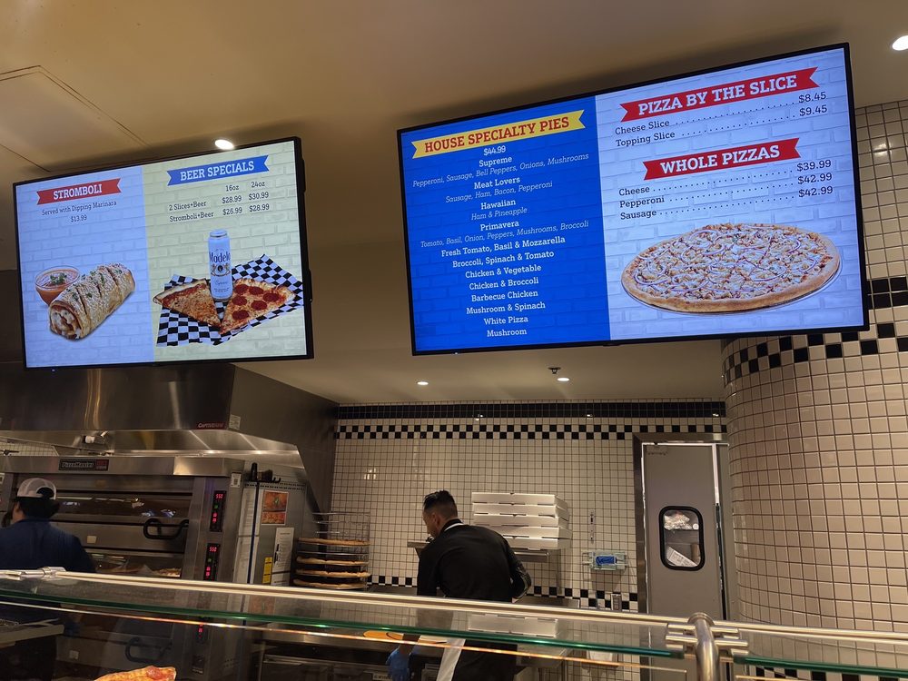 New York Pizzeria - Photo 2