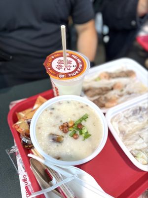 Hei Hei Rice Roll 囍記腸粉 by null