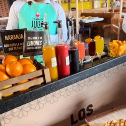 Los Amores de Julia - Mimosa bar