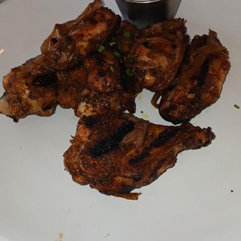 Rae’s - Bars Near Me - Tallahassee, Florida