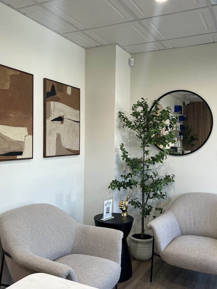 Revive Medical Aesthetics Logo