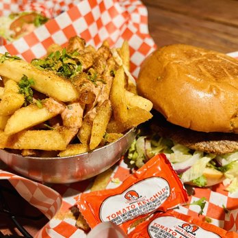 Lados - Masala Burger (I personally didn't enjoy it that much) - Halal Near Me - Sunnyvale, California