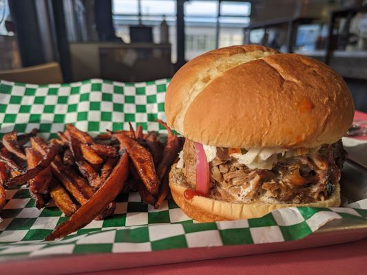Blind Raven BBQ & Catering by null