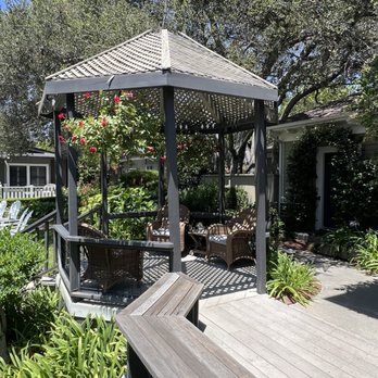 Upham Hotel - Gazebo - Hotels Near Me - Santa Barbara, California