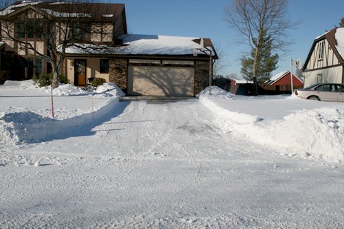 Residential Snow Removal Services - There are several reasons to hire a professional snow removal service, including: 
Safety: Snow and ice can be dangerous, and inexperienced workers without safety equipment can cause serious injuries. 
Prevent property damage: Using snow plows incorrectly can damage your asphalt. 
Save time: You can save time by not having to shovel yourself. 
Clean aesthetic: Professional snow removal services can clean up your driveway and improve your curb appeal. 
Fast and accurate work results: Snow removal professionals are experts at their job and can provide fast and accurate results. 
A job well done: Professionals have a range of effective tools and can remove snow without damaging your roof. 
Keep your home accessible: Heavy snowfall can block access to your home, and professional snow removal can help keep it clear. 

Call now and mention Yelp for a free estimate: 12193098010