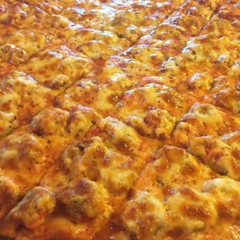 Barraco's - Family sized sausage pizza - Pizza Near Me - Crestwood, Illinois Barraco's - Family sized sausage pizza - Pizza Near Me - Crestwood, Illinois