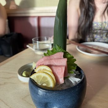 Neighborhood Sushi - Fatty Tuna Sashimi - Sushi Bars Near Me - Dallas, Texas Neighborhood Sushi - Fatty Tuna Sashimi - Sushi Bars Near Me - Dallas, Texas
