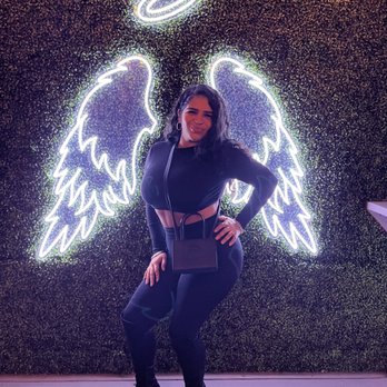 Evo Cocktail Lounge & Restaurant - Bae in the back outside area , that is heated and cozy - Cocktail Bars Near Me - Bronx, New York Evo Cocktail Lounge & Restaurant - Bae in the back outside area , that is heated and cozy - Cocktail Bars Near Me - Bronx, New York