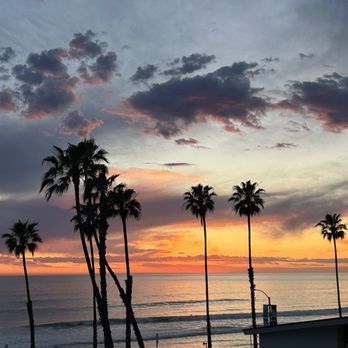 333 Pacific - Steakhouses Near Me - Oceanside, California