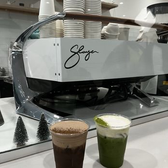 DAMO - Hojicha einspener & matcha einspener - Coffee & Tea Near Me - Los Angeles, California DAMO - Hojicha einspener & matcha einspener - Coffee & Tea Near Me - Los Angeles, California