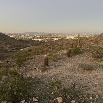 Beverly Canyon Trailhead - Hiking Near Me - Phoenix, Arizona Beverly Canyon Trailhead - Hiking Near Me - Phoenix, Arizona