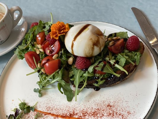 Elaine’s Deli by null