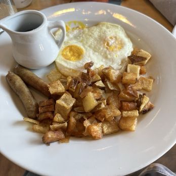 Massey's Kitchen - Just regular eggs, potatoes and sausage - Mediterranean Near Me - Lookout Mountain, Tennessee