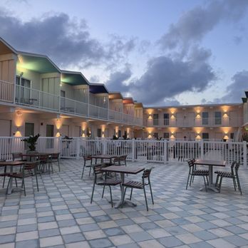 Hotel Lucine - Coffee & Tea Near Me - Galveston, Texas