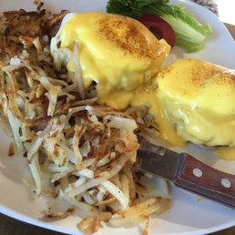 Crab Cake Benedict